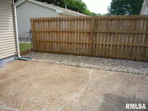 192 Archer Ave, Springfield, IL 62704 photo 12