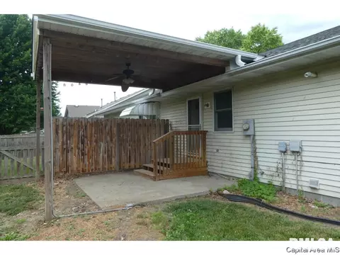 2520 Austin Dr, Springfield, IL 62704 photo 16