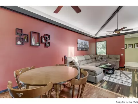 2312 S Bates Ave, Springfield, IL 62704 photo 10
