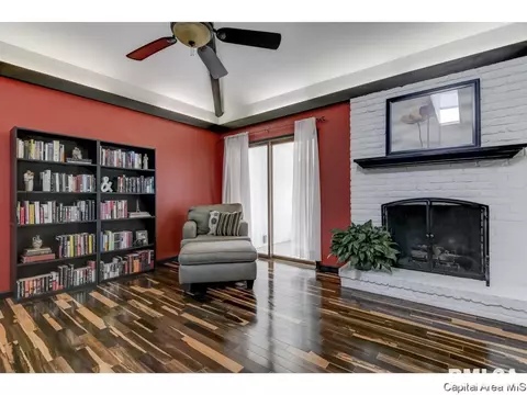 2312 S Bates Ave, Springfield, IL 62704 photo 17