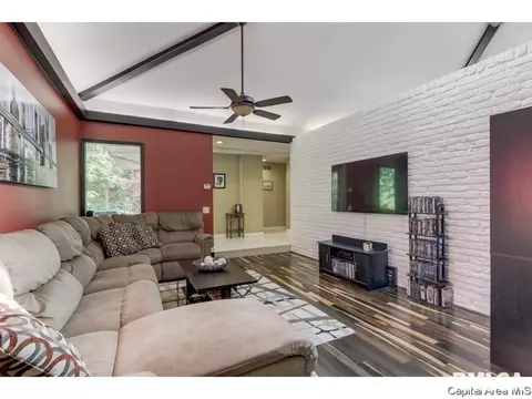 2312 S Bates Ave, Springfield, IL 62704 photo 6