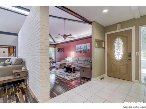2312 S Bates Ave, Springfield, IL 62704 photo 3