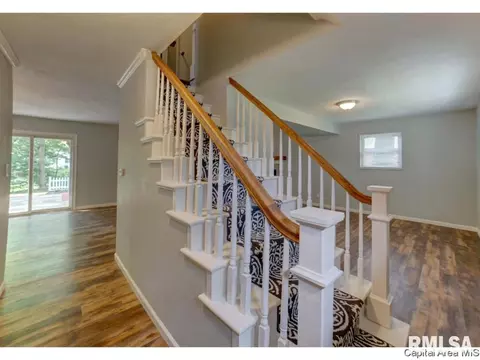 17 Andover Dr, Springfield, IL 62704 photo 9