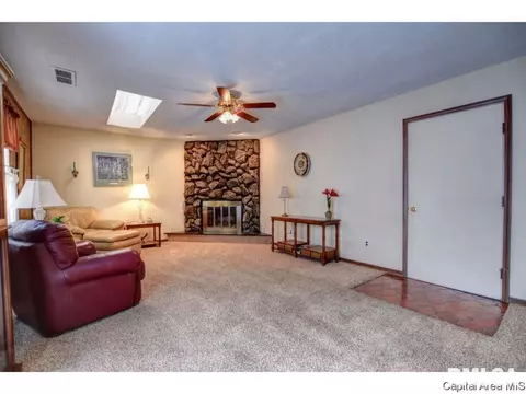 25 Ridge Ct, Springfield, IL 62703 photo 11