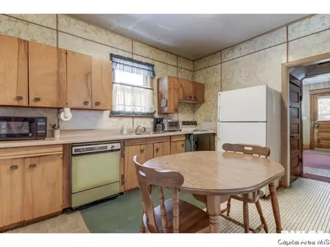 2263 S 10th St, Springfield, IL 62703 photo 15