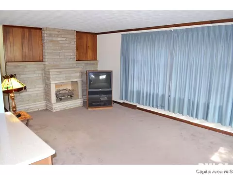 38 Royal Rd, Springfield, IL 62702 photo 4