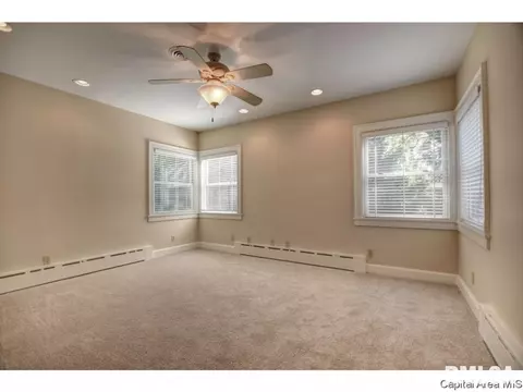 1925 S Bates Ave, Springfield, IL 62704 photo 30