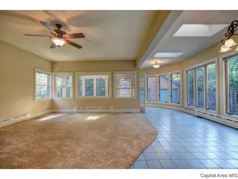 1925 S Bates Ave, Springfield, IL 62704 photo 13