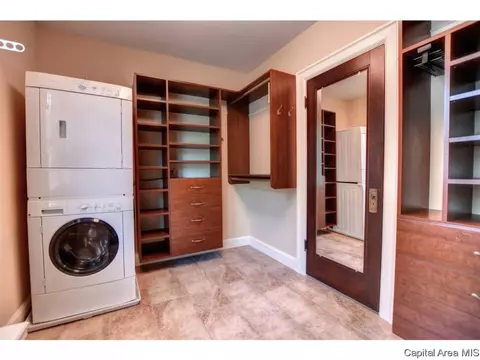 1925 S Bates Ave, Springfield, IL 62704 photo 24
