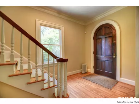 1925 S Bates Ave, Springfield, IL 62704 photo 2