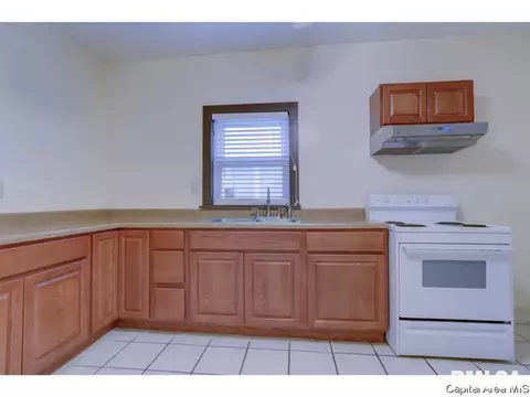 2163 S 10th St, Springfield, IL 62703 photo 10