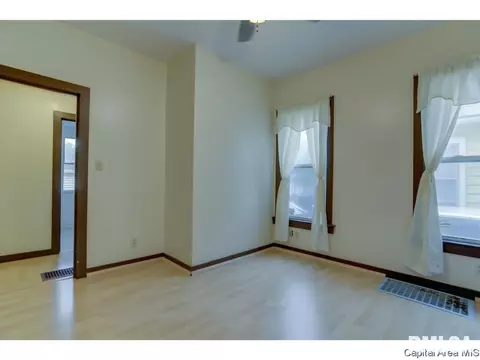 2163 S 10th St, Springfield, IL 62703 photo 17