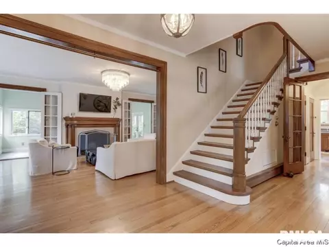 944 Williams, Springfield, IL 62704 photo 2