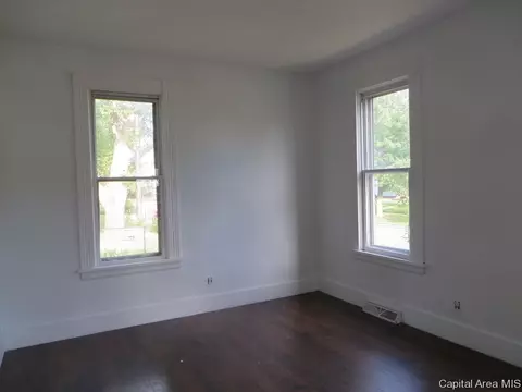 419 E Union St, Springfield, IL 62702 photo 9