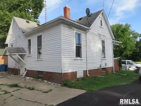 419 E Union St, Springfield, IL 62702 photo 2