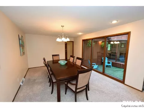 12 Forest Green Dr, Springfield, IL 62711 photo 7