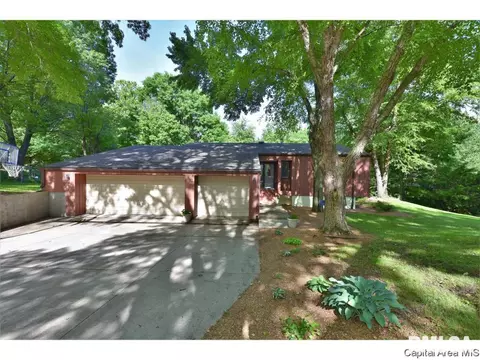 12 Forest Green Dr, Springfield, IL 62711 photo 4