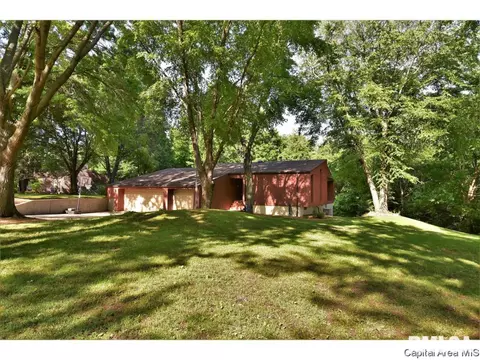 12 Forest Green Dr, Springfield, IL 62711 photo 1