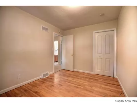 1828 Albert St, Springfield, IL 62702 photo 17
