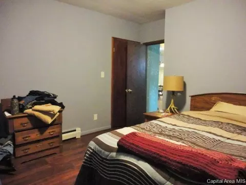 620 E Oak St, Taylorville, IL 62568 photo 12