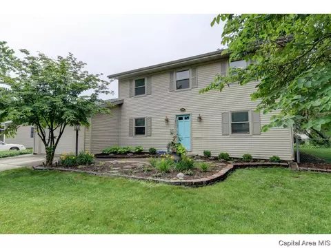 2304 Westview Dr, Springfield, IL 62704 photo 1