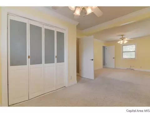 2304 Westview Dr, Springfield, IL 62704 photo 17