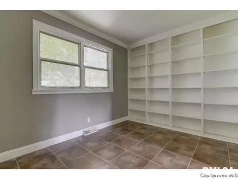 2304 Westview Dr, Springfield, IL 62704 photo 30