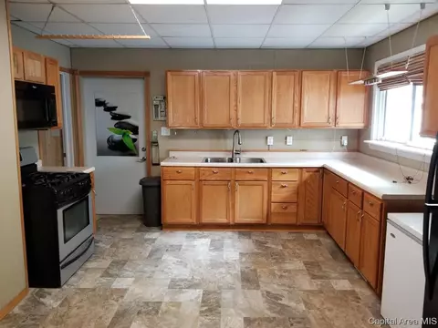 2228 S 10th, Springfield, IL 62703 photo 4