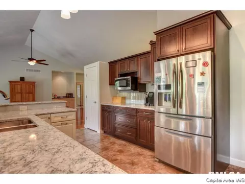 5205 Eagle Rdg, Springfield, IL 62711 photo 17