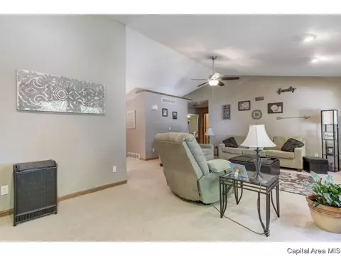 6010 Farrier Pl, Springfield, IL 62712 photo 8