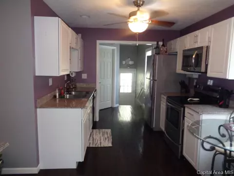 2021 N 20th St, Springfield, IL 62702 photo 6