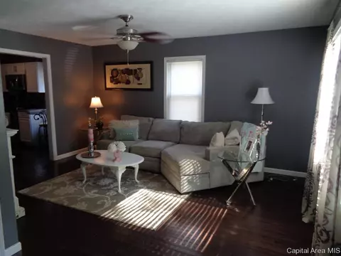 2021 N 20th St, Springfield, IL 62702 photo 4