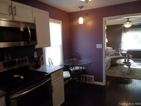 2021 N 20th St, Springfield, IL 62702 photo 9