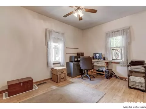 2616 Holmes, Springfield, IL 62704 photo 15