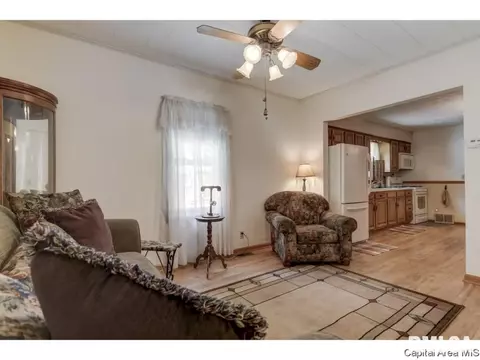 2616 Holmes, Springfield, IL 62704 photo 2