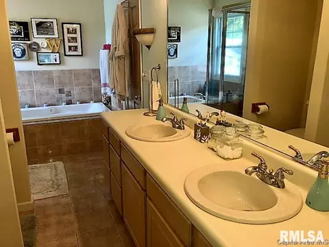 1404 S Walnut, Springfield, IL 62704 photo 17