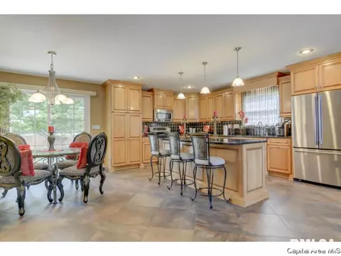 5009 Johanne Ct, Springfield, IL 62711 photo 9