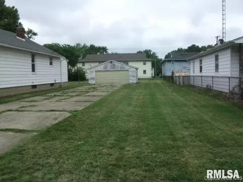2109 E Kys, Springfield, IL 62702 photo 22