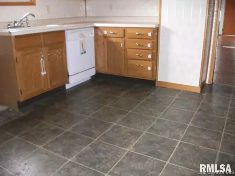 2109 E Kys, Springfield, IL 62702 photo 16