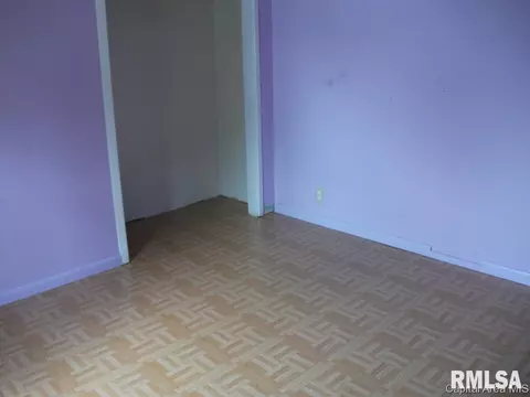 2109 E Kys, Springfield, IL 62702 photo 9
