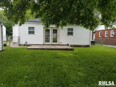 2320 S Spring St, Springfield, IL 62704 photo 18