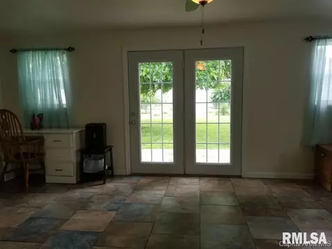2320 S Spring St, Springfield, IL 62704 photo 14