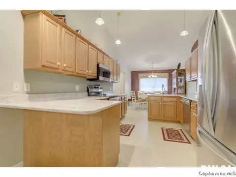 1810 Plover, Springfield, IL 62711 photo 7