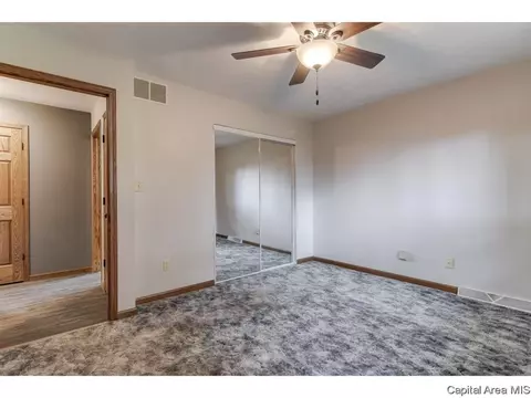 41 Lucerne Dr, Springfield, IL 62707 photo 14