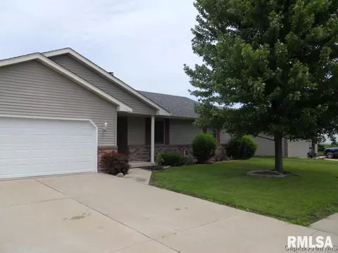 105 Davinci Dr, Springfield, IL 62703 photo 2