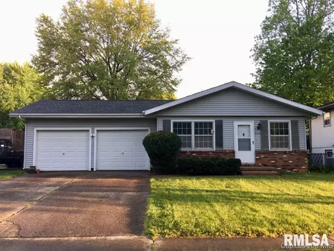 2916 Selkirk, Springfield, IL 62702 photo 1