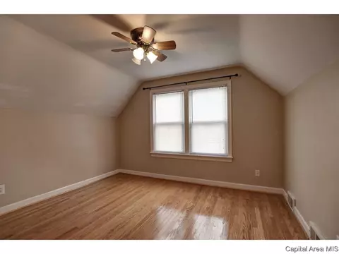 2516 S 6th St, Springfield, IL 62703 photo 17
