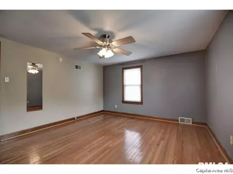 2516 S 6th St, Springfield, IL 62703 photo 26
