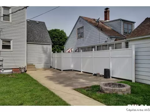 2516 S 6th St, Springfield, IL 62703 photo 32
