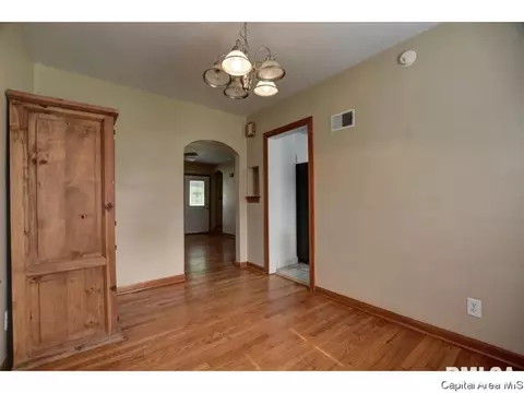 2516 S 6th St, Springfield, IL 62703 photo 9